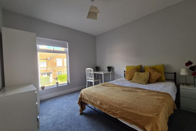 Thumbnail Room to rent in Mousehold Street, Norwich