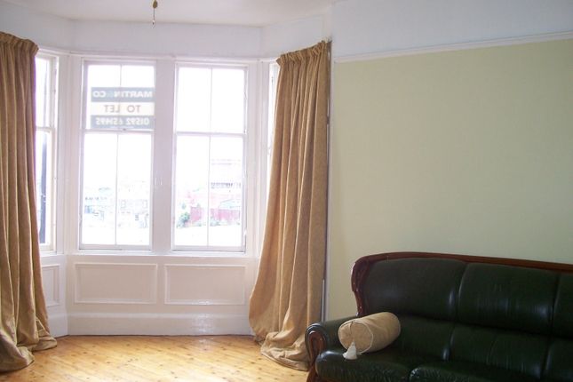 Flat to rent in Beatty Crescent, Kirkcaldy