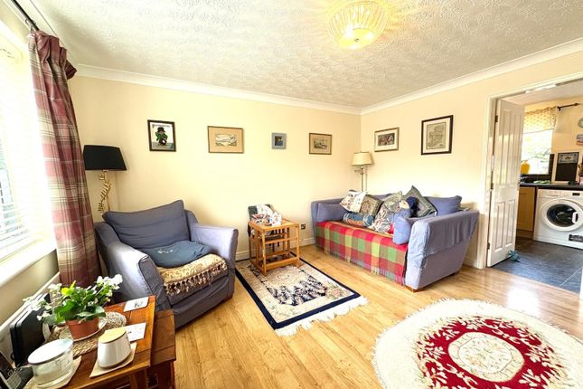 3, Redstone Drive, Winsford photo 2