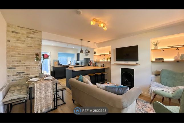 Open Space - Lounge / Kitchen