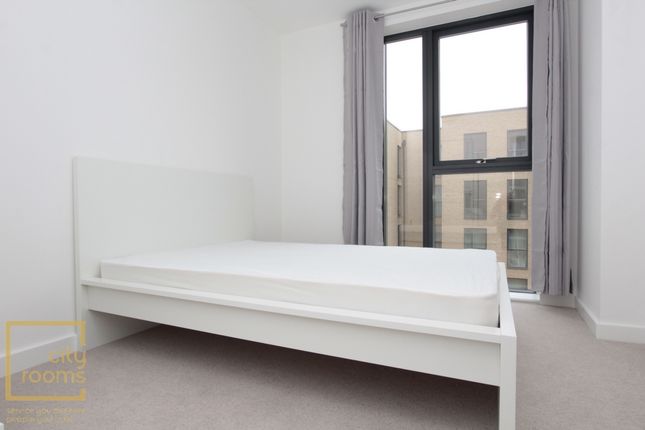 Room To Rent In Centenary Heights Larkwood Avenue