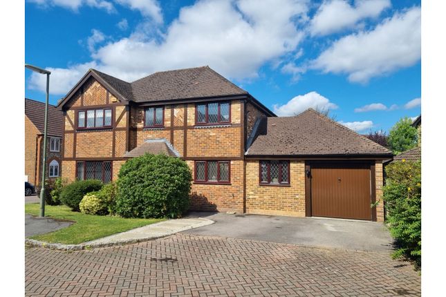 Thumbnail Detached house for sale in Brambles Close, Ash