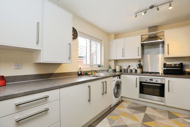 44, Sergeant Way, Staffordshire photo 4