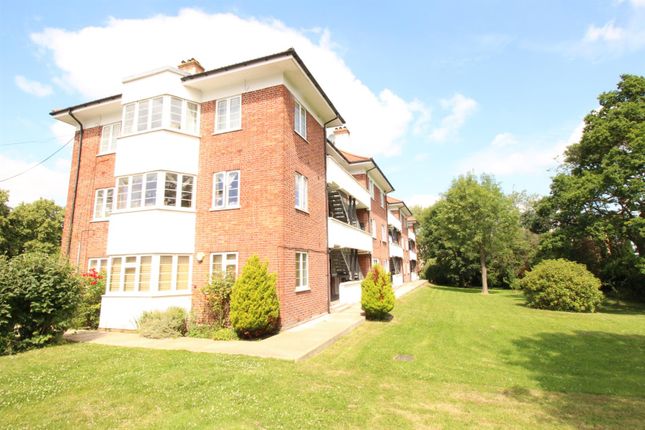 Thumbnail Flat to rent in Deacons Hill Road, Elstree, Borehamwood