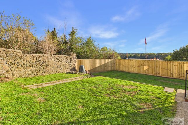 3 Castlewood Avenue, Newton Abbot photo 2
