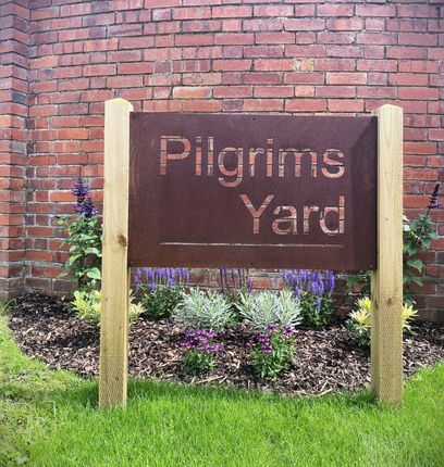 Haybarn Plot 4 ,Pilgrims Yard, Tillburstow Hill Road, Godstone photo 3