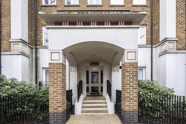 Thumbnail Terraced house for sale in Ibberton House, 70 Russel Road, London