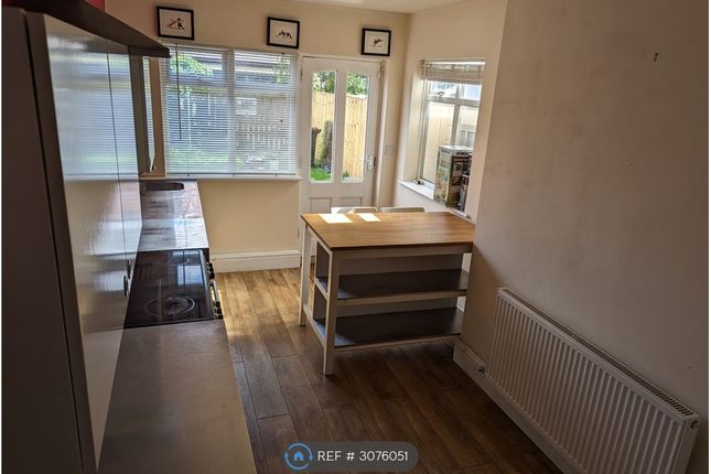Alexandra Grove, Knaresborough photo 5