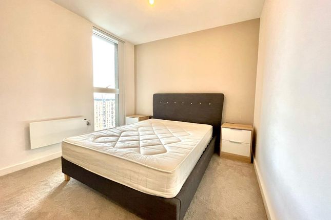 One Regent Apartment(NEX), Regent Road, Salford photo 2