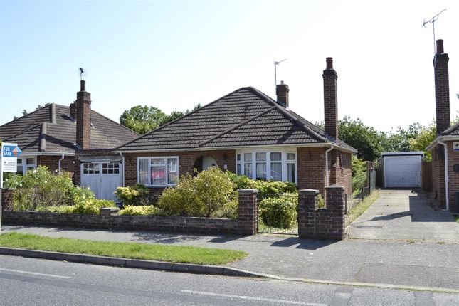 Thumbnail Detached bungalow for sale in The Commons, Colchester