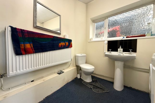 7 Ynys Lwyd Road, Aberdare photo 4