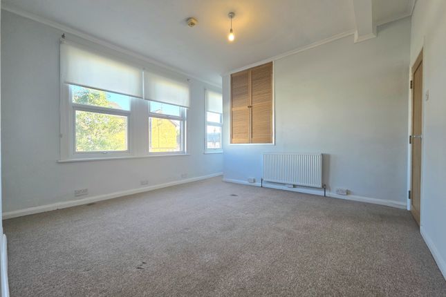 282 Sangley Road, London photo 5