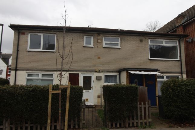 Thumbnail Flat to rent in Whitworth Road, South Norwood