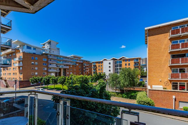 223, Penstone Court, Cardiff photo 4