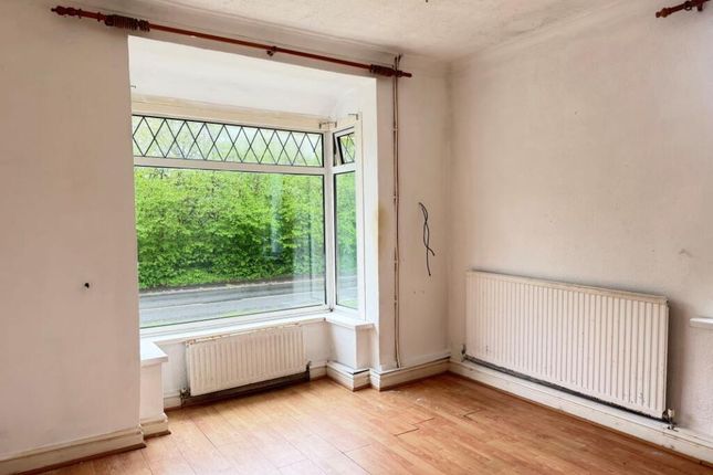 Gerddi Gwynion, Neath Road, Swansea photo 4