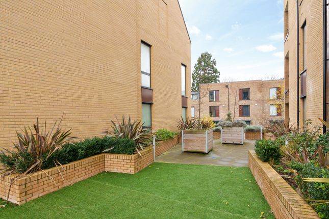 Flat for sale in Quayle Crescent, Whetstone