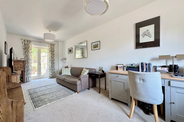9 Masons Court, Wantage photo 3