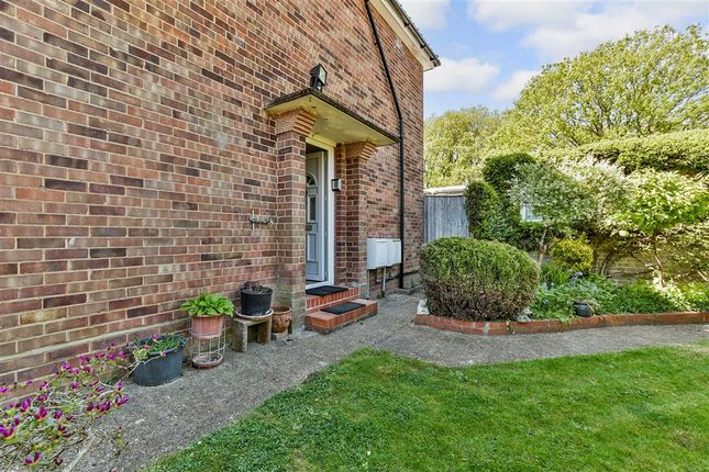 Ridge Close Strood Green, Betchworth photo 3