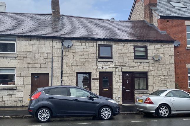 2-bed house on 76, Mwrog Street, Ruthin, £40,000