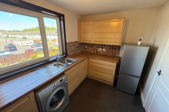 4c York Way, Renfrew photo 5
