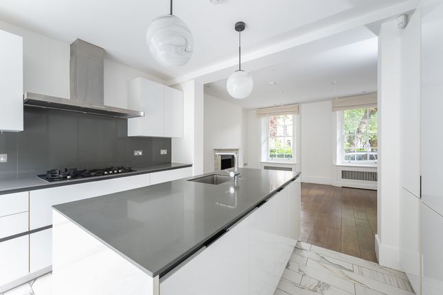 11, Trevor Square, Knightsbridge photo 2