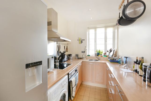 23, Timbrell Place, London photo 2