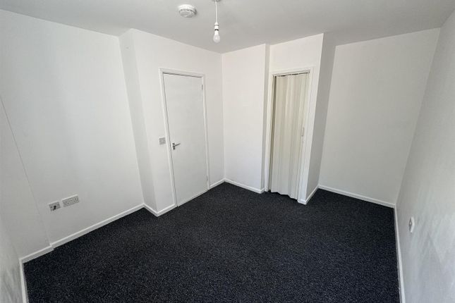 75B, High Street, Cinderford photo 2