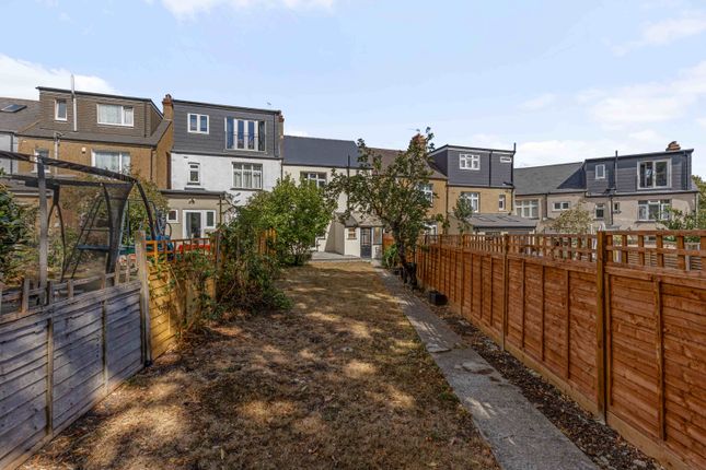 8, Garden Road, Penge photo 4
