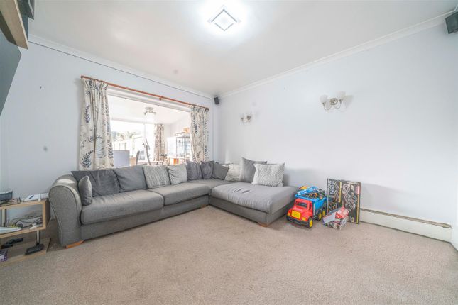 14, Ryemead Lane, Weymouth photo 3