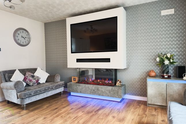 23, Riverdale Drive, Stoke-on-trent photo 2
