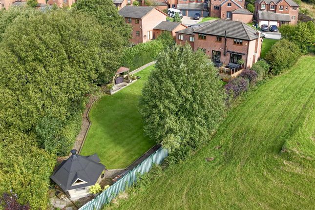 15, Kirkhill Avenue, Rossendale photo 3