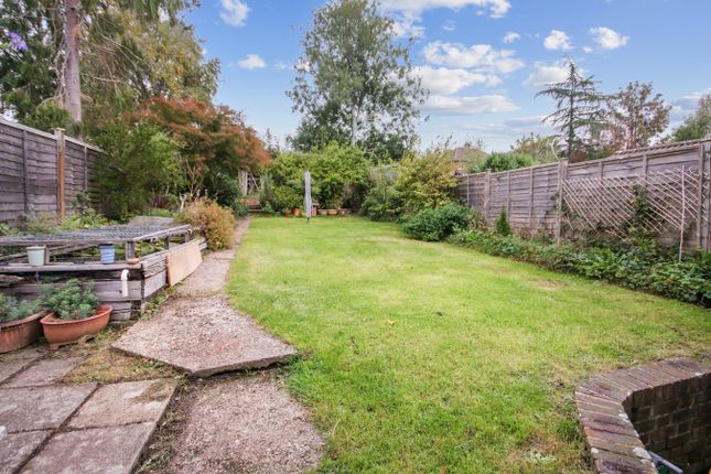 13, Stockwell Road, East Grinstead photo 2