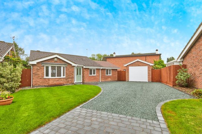 Thumbnail Detached bungalow for sale in Selwyn Close, Alrewas, Burton-On-Trent
