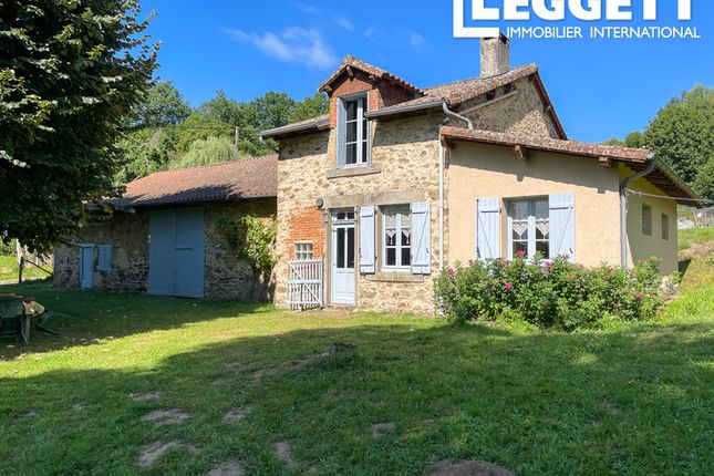 Villa for sale in Dournazac, Haute-Vienne, Nouvelle-Aquitaine