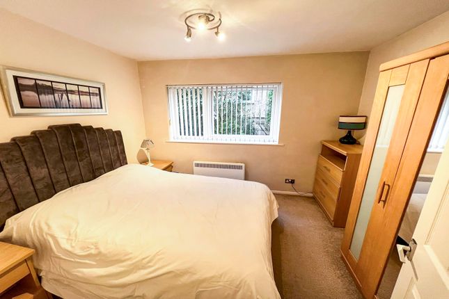 Flat for sale in Kenilworth Road, Leamington Spa