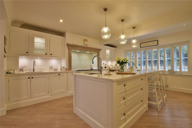 120, Dixon Drive, Macclesfield photo 4