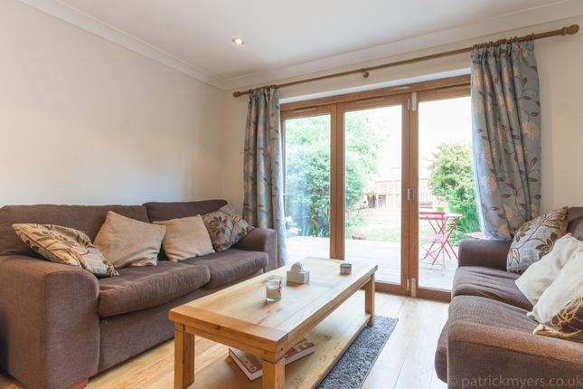 49A, Landcroft Road, London photo 4