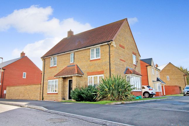 Thumbnail Detached house for sale in Wheatear Road, Yatton, North Somerset