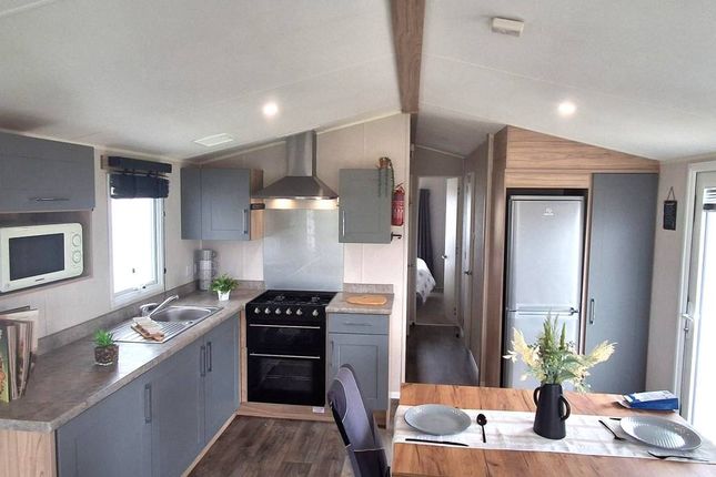 39, Bempton Lane, Flamborough photo 2