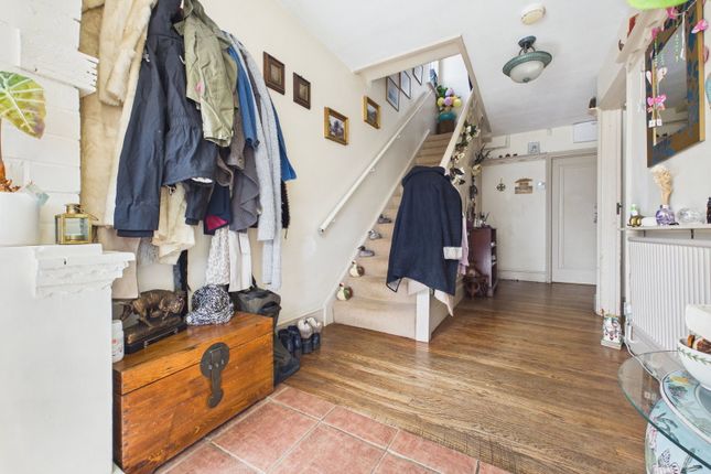 Sunnycroft, Castlemain, Lydney photo 4