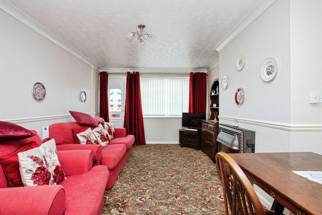 21, Hilltop Road, NOTTINGHAM photo 3