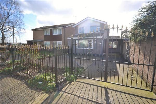 Thumbnail Property for sale in Pepys Close, Tilbury