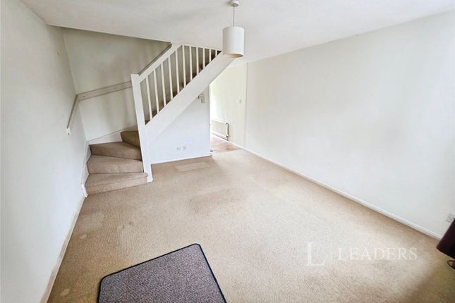 63, Larchwood, Hertfordshire photo 2