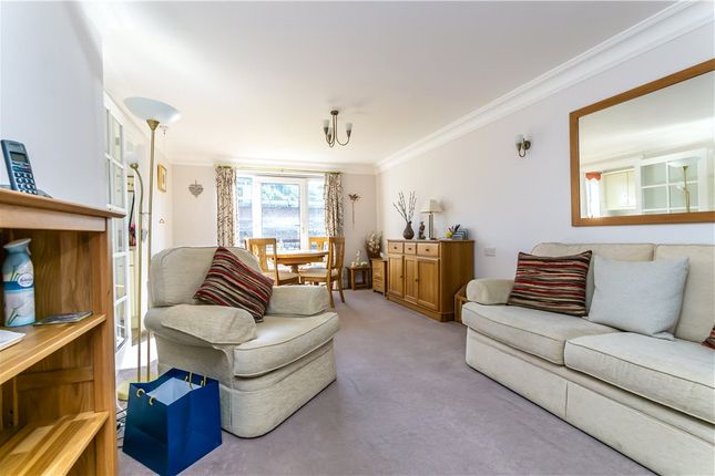 1-bed flat on Flat 12,, Pegasus Court, Caterham, £90,000