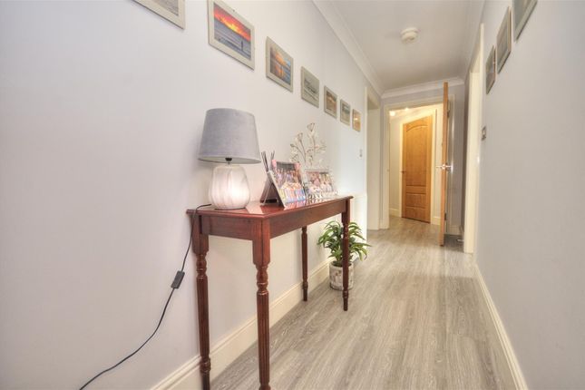 Dsc_4989_Smooth 3.Jpg