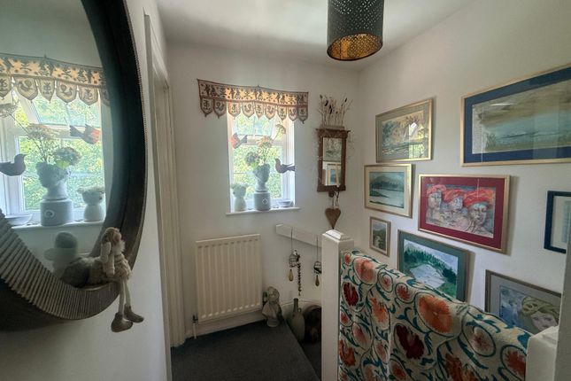 10, Heathfield photo 5