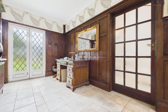 2 Walker Grove, Morecambe photo 2