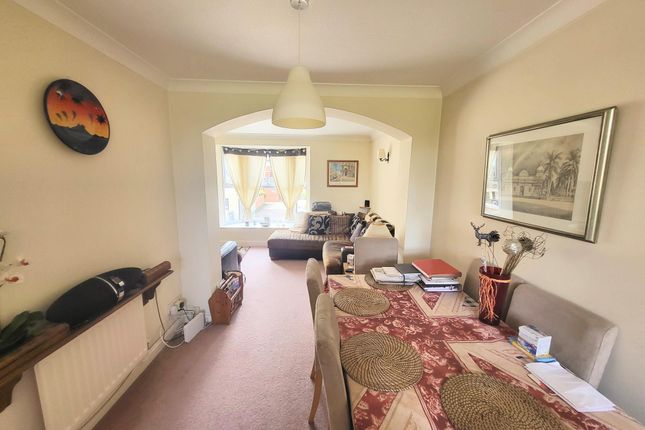 Town house for sale in Jackman Close, Abingdon, Oxon
