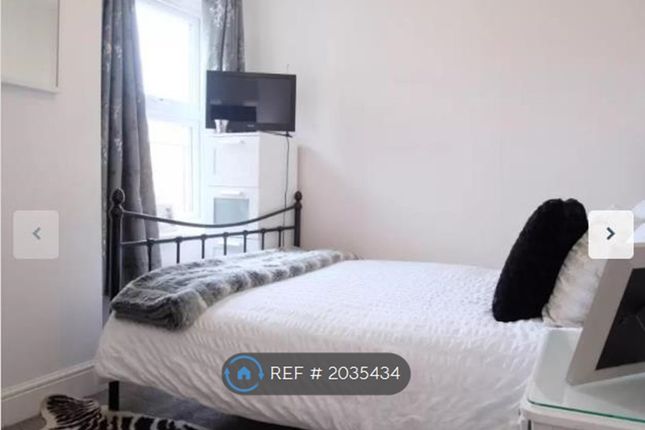 Thumbnail Room to rent in London, London