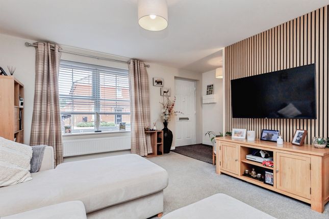 15, Bugbrooke Lane, KETTERING photo 4